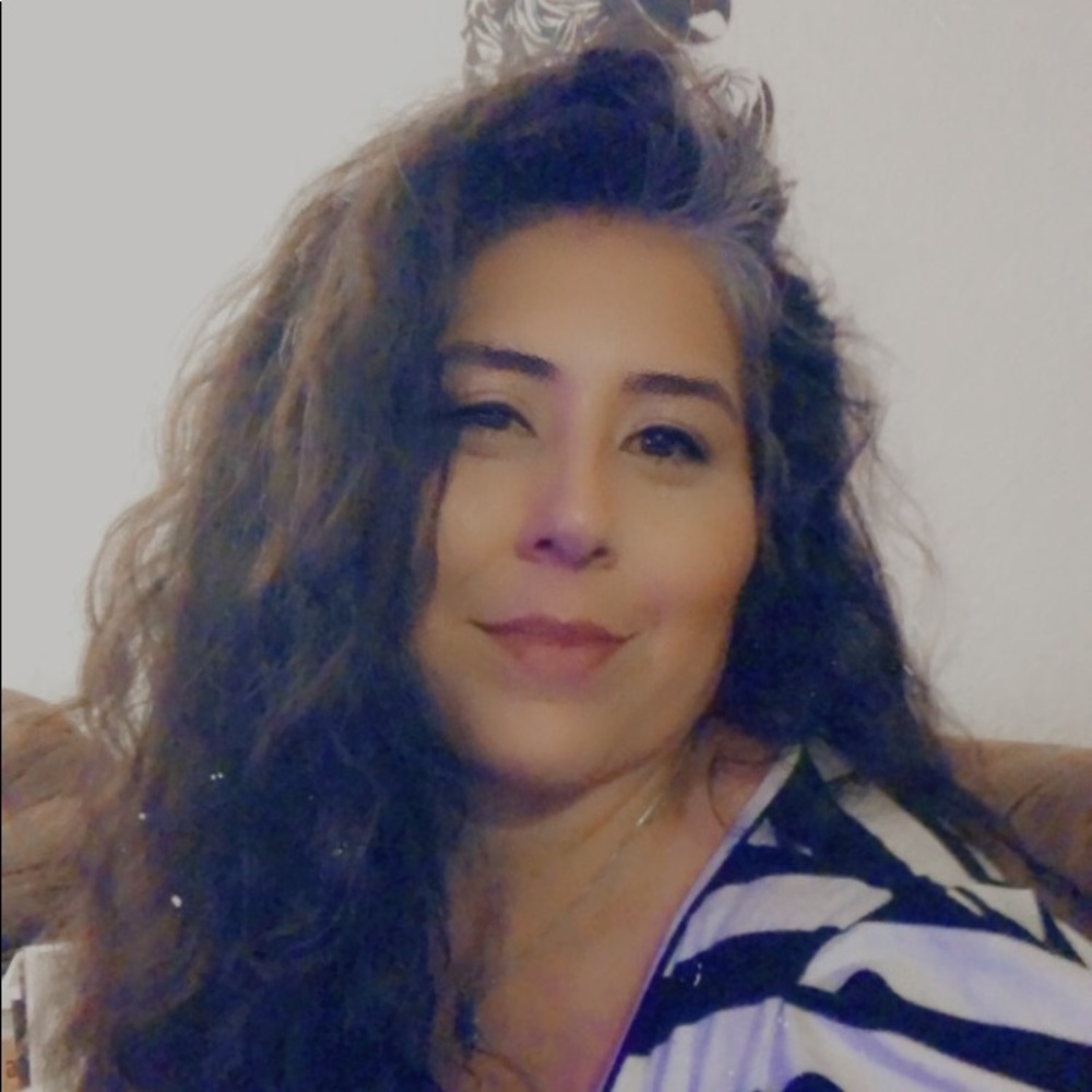 Meet your Posher, Jennifer
